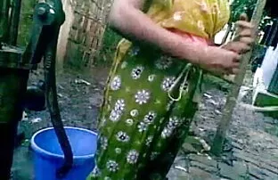 बेवकूफ छोटी चूची पत्नी बड़ा डिक द्वारा हिंदी में फुल सेक्स मूवी गड़बड़