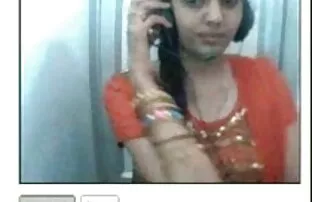 सनसनीखेज दृश्य के कच्चे एशियाई अश्लील के साउथ सेक्सी मूवी साथ अया