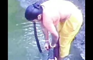 मन बह जानवर वाली सेक्स मूवी तिकड़ी अभिनीत