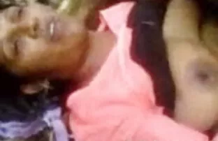 गर्भवती वीडियो सेक्सी मूवी किशोर फूहड़ प्रेमी पर धोखा देती है