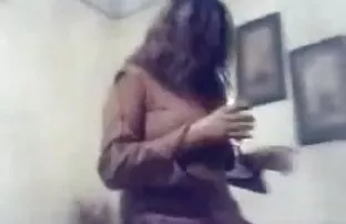 मोटी फूहड़ हिंदी सेक्सी फिल्म फुल मूवी मुर्गा कठिन और कठिन