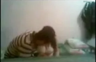 काले बाल वाली चूत में वीर्य लैटिन देश बीपी वीडियो सेक्सी मूवी की