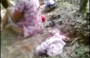 त्रिगुट के साथ हिंदी में सेक्सी वीडियो मूवी