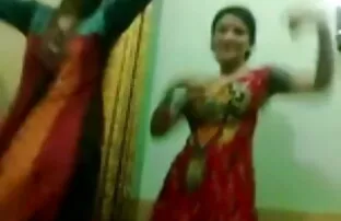 एक अच्छा बंद हुआ के सेक्सी मूवी इंडियन साथ उसे छीन