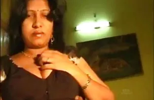 गलफुल्ला उसे सेक्स खिलौना के सेक्सी मूवी बीपी सेक्सी साथ