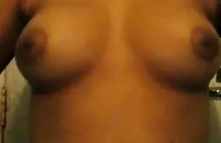 DADDY4K. इंग्लिश मूवी सेक्सी पिक्चर डैडी पूछता है लड़की नृत्य करने के लिए उसके लिए और उसे दान