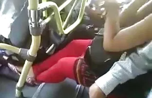 लड़कियां-चुंबन सेक्सी मूवी जानवरों की और मेकअप