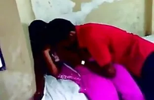 चुंबन
