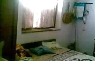 संचिका कैरोल पुराने सेक्सी मूवी उसकी उंगलियों का उपयोग करता है
