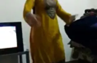 एमेच्योर बेब सुनहरे बालों वाली सेक्सी राजस्थानी मूवी कट्टर मालिश